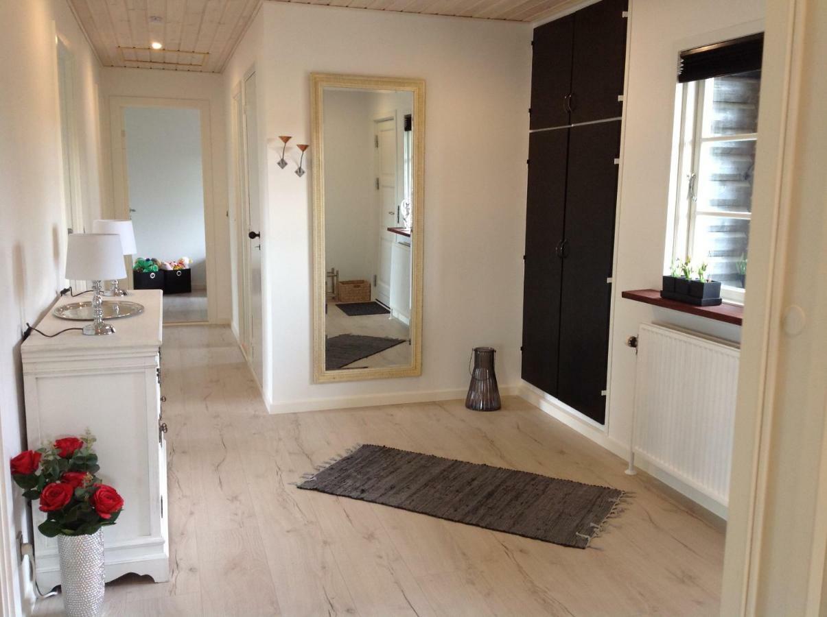 Ny Istandsat Traehus I Givskud Villa Give Bagian luar foto